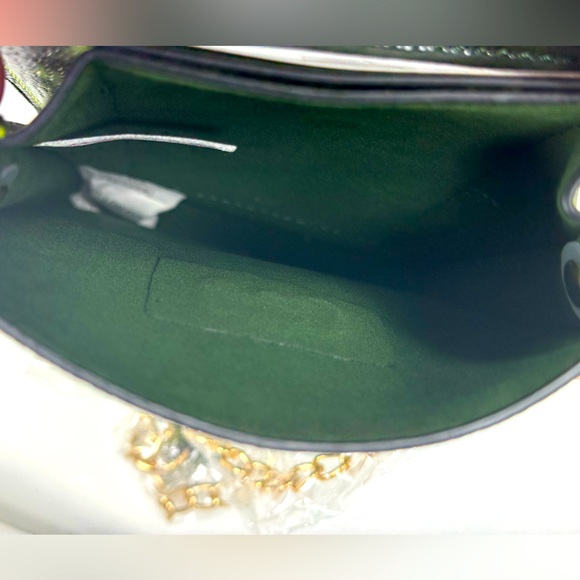 NEW - Mellow World Crossbody Essentials Purse and Touch Screen Phone Tote - Picture 5 of 5